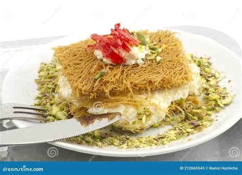 kunife|Kunefe (Kunafa)